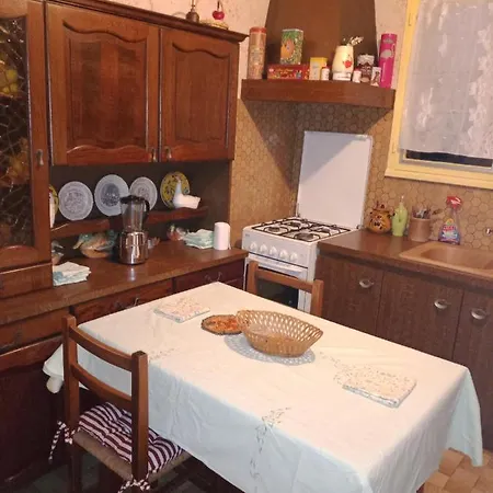 Maison Entiere Garage Et Parking