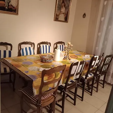 Maison Entiere Garage Et Parking Сasa de vacaciones *